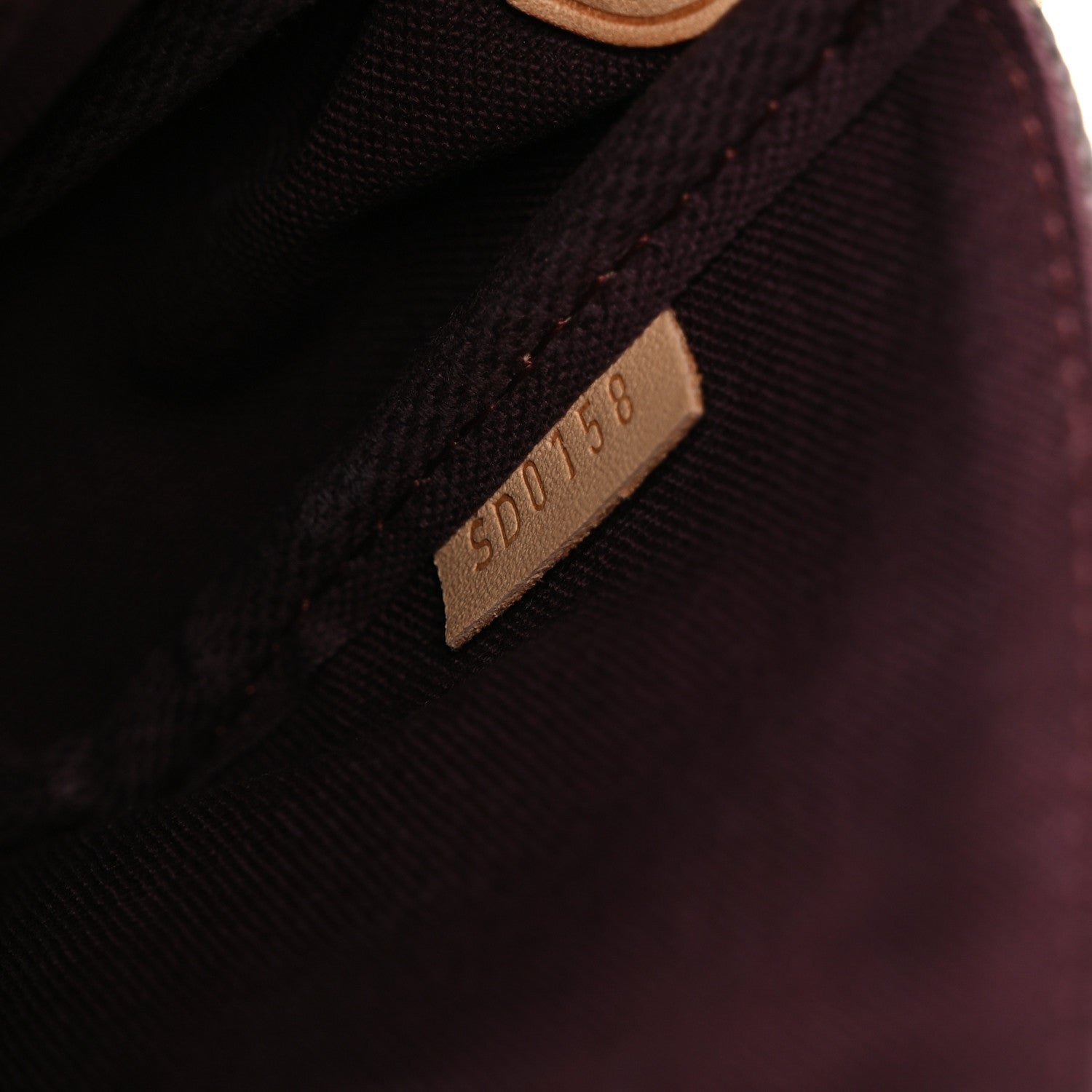 Louis Vuitton Monogram Favorite PM 8 of 13