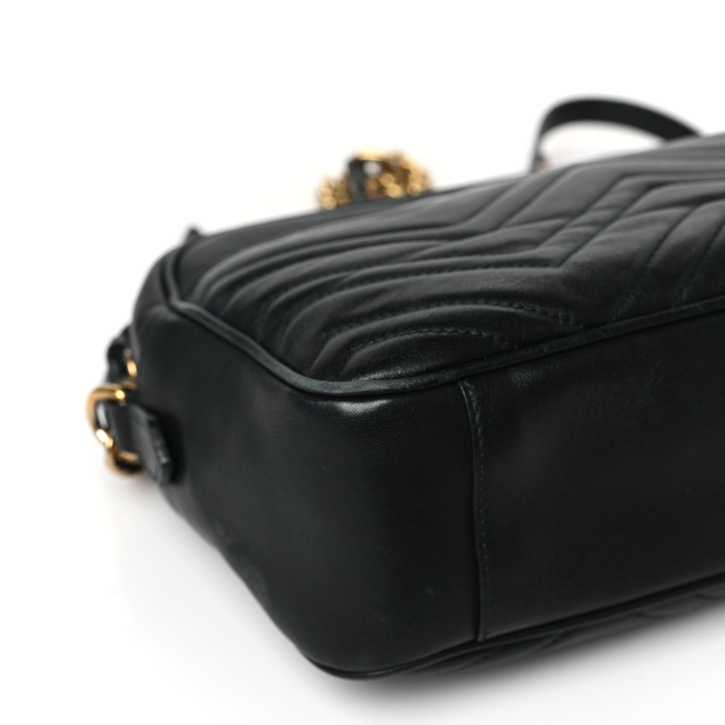 Calfskin Matelasse Medium GG Marmont Chain Shoulder Bag Black