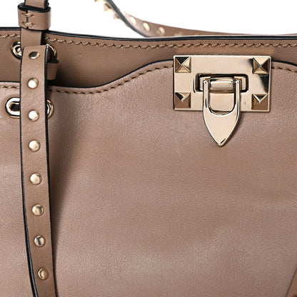 Valentino Garavani Vitello Medium Rockstud Tote Alpaca 21 of 23