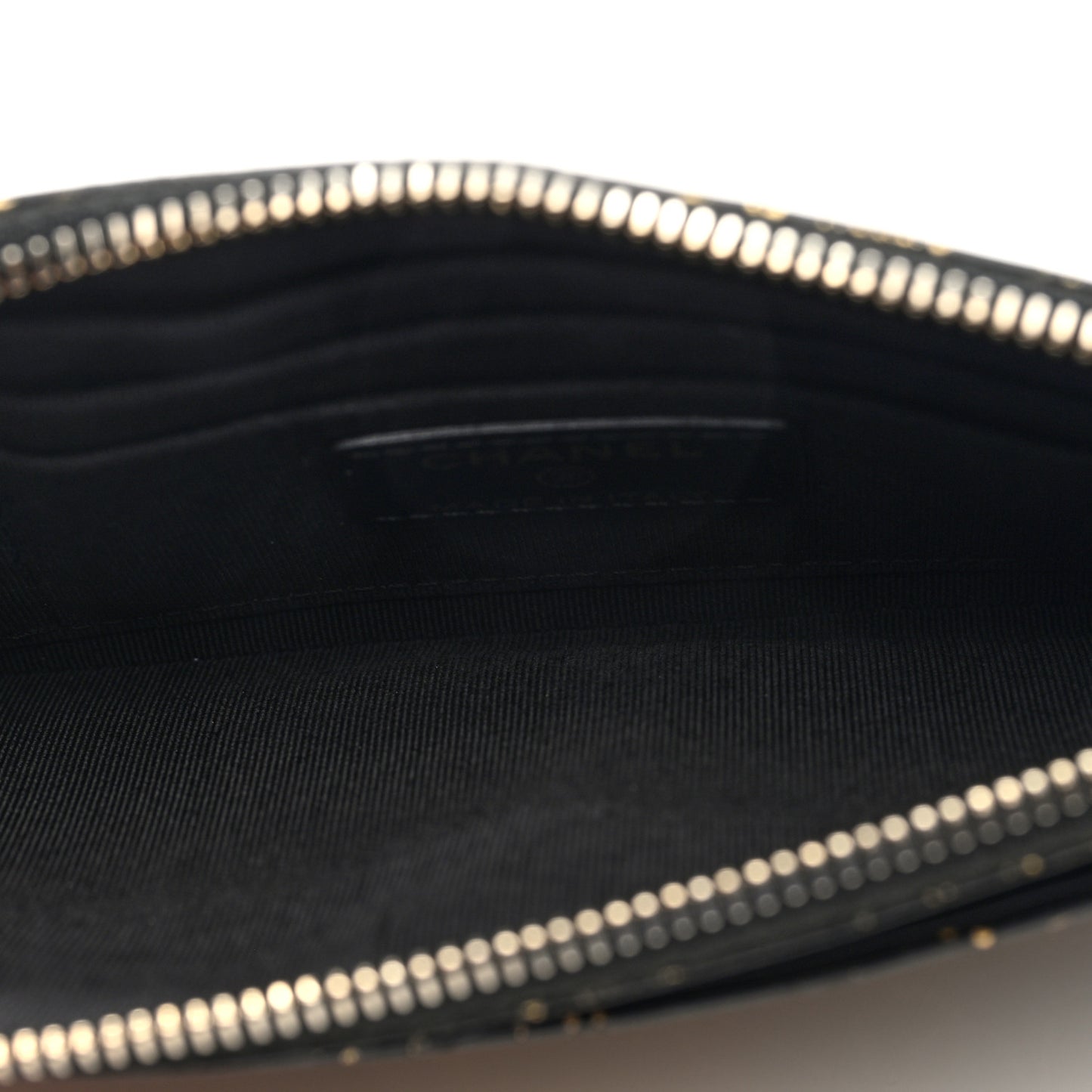 Calfskin Crocodile Embossed Graffiti 2.55 Cocodile Reissue Zip Pouch Black Gold
