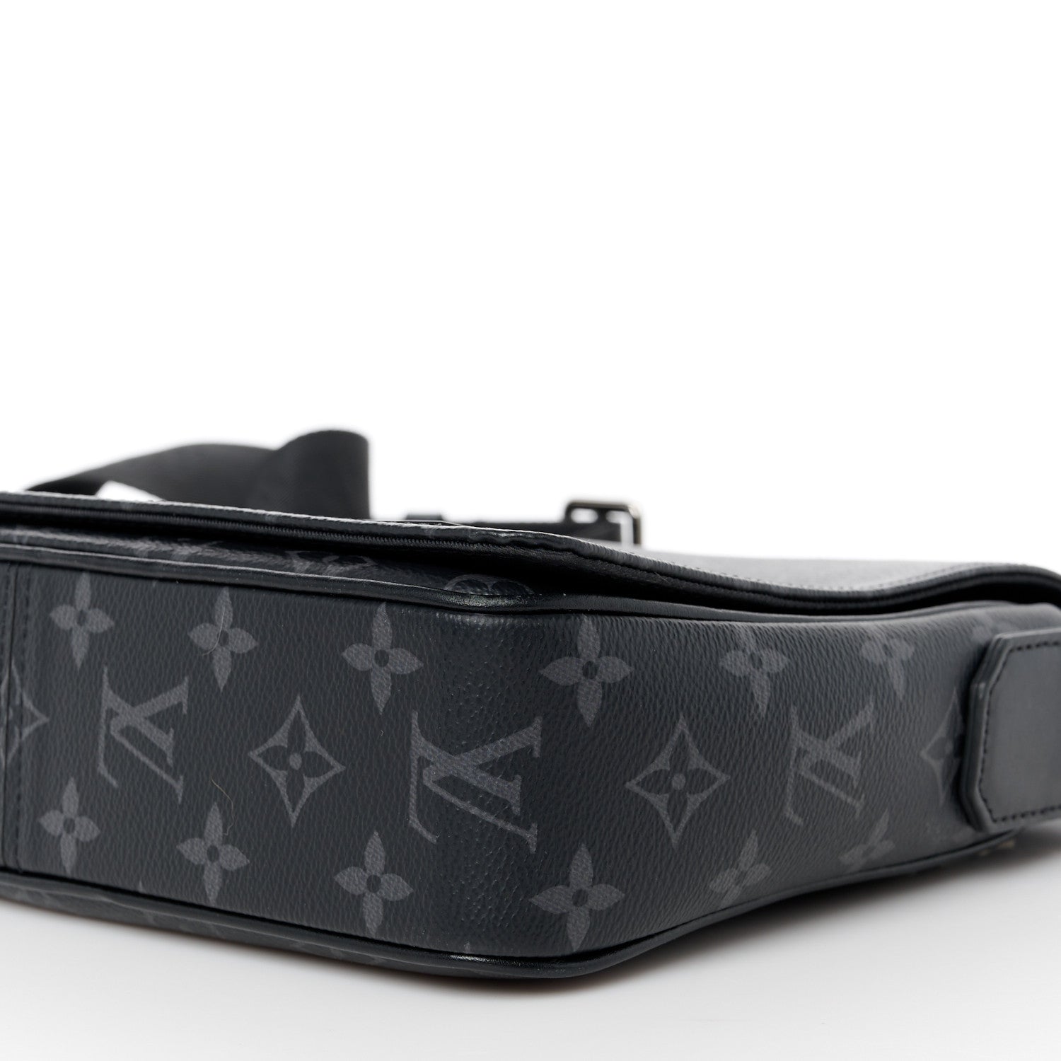 Louis Vuitton Monogram Eclipse District PM Black 10 of 10