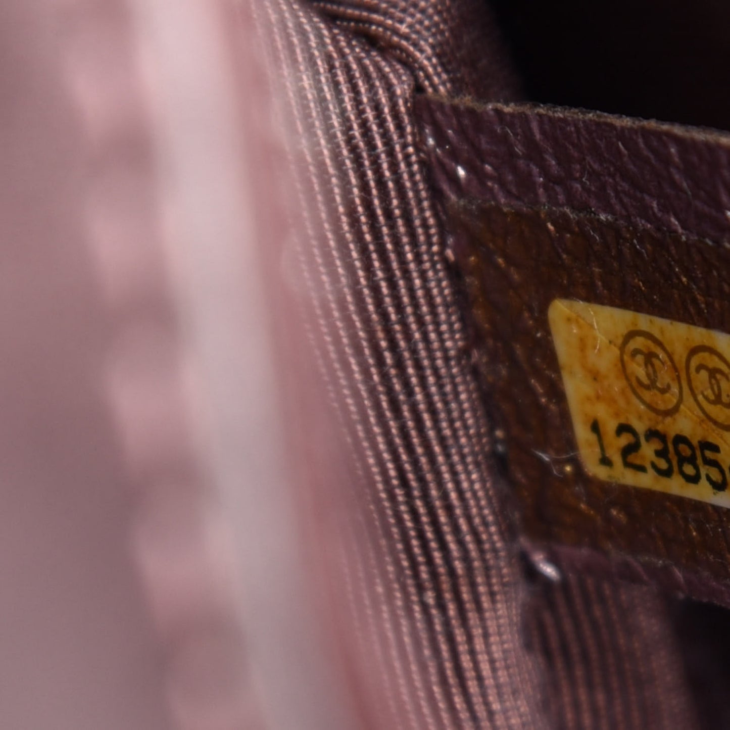 Metallic Aged Calfskin Quilted Medium Reissue Camera Case Pink