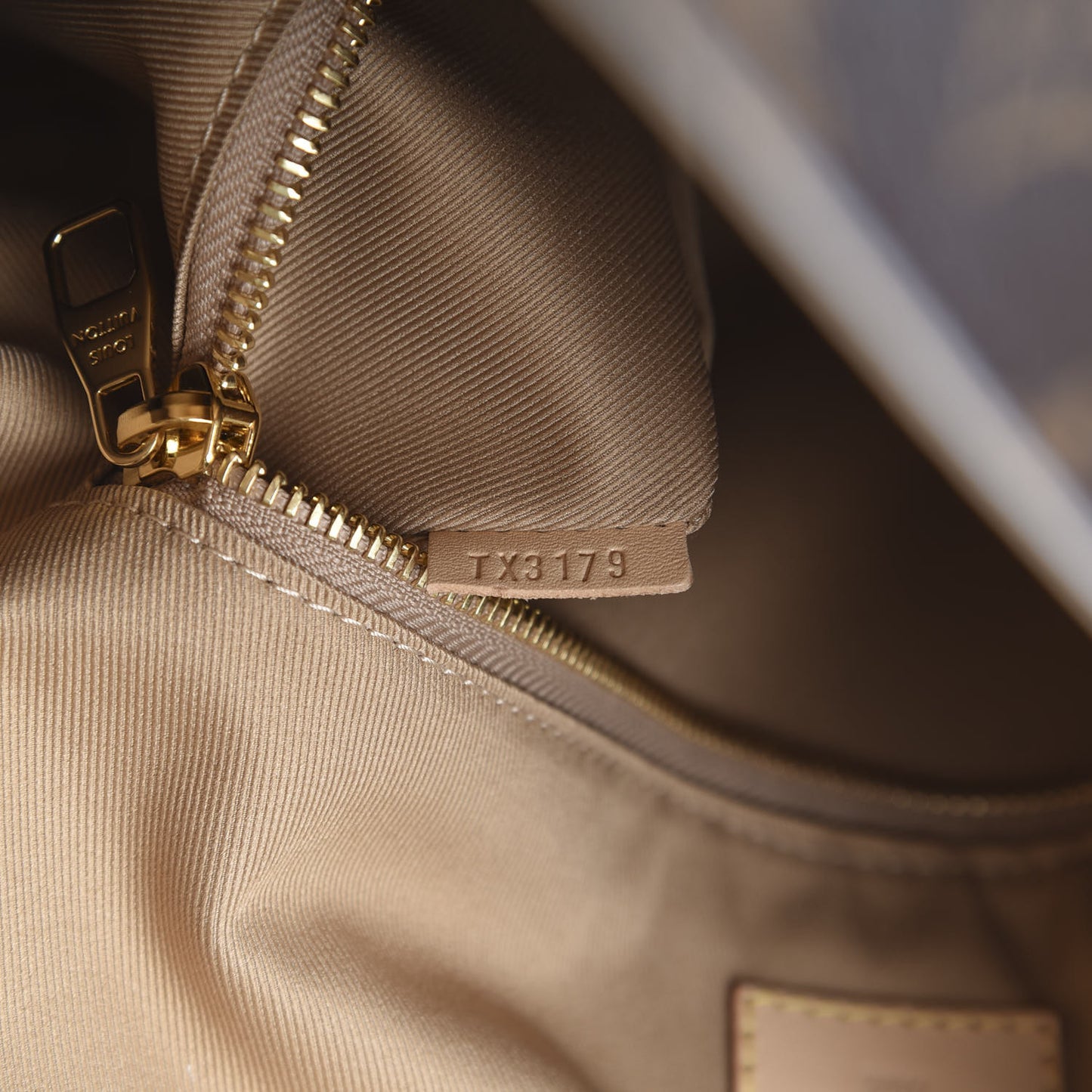 Monogram Graceful MM