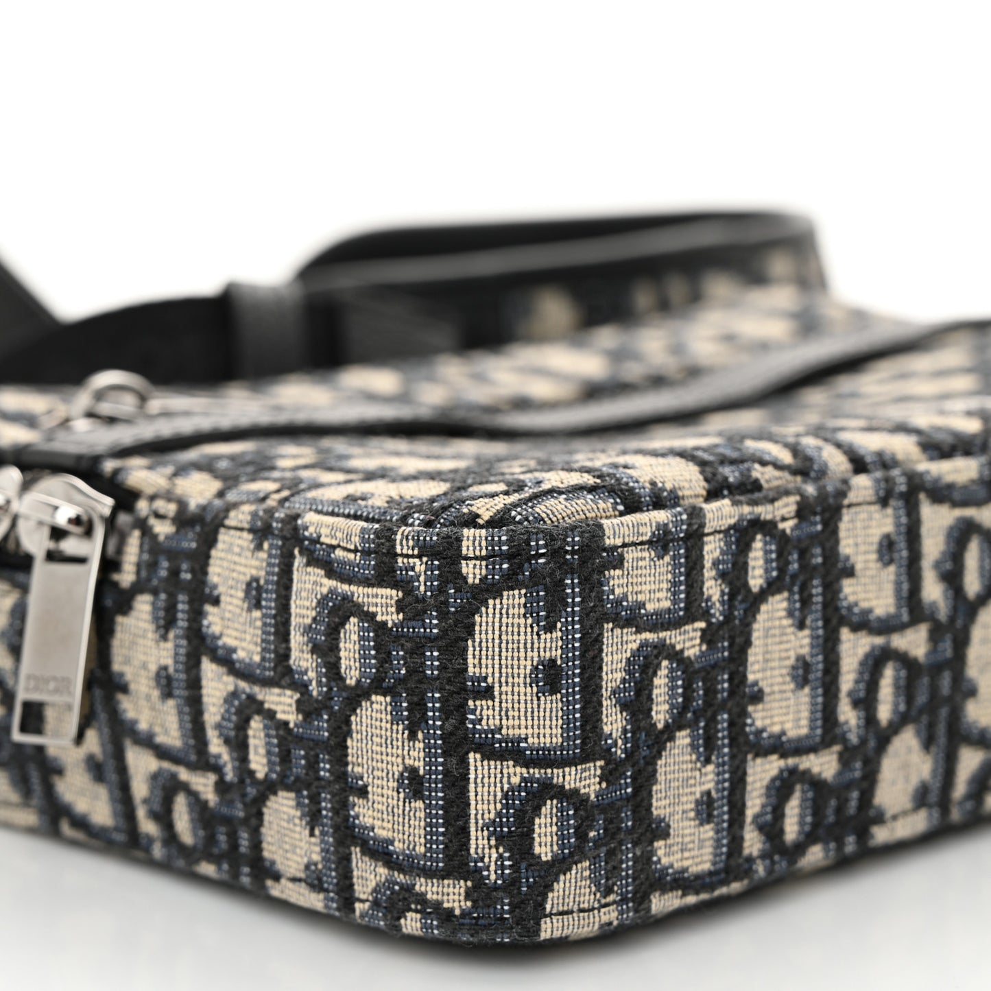 HOMME Oblique Safari Messenger Blue