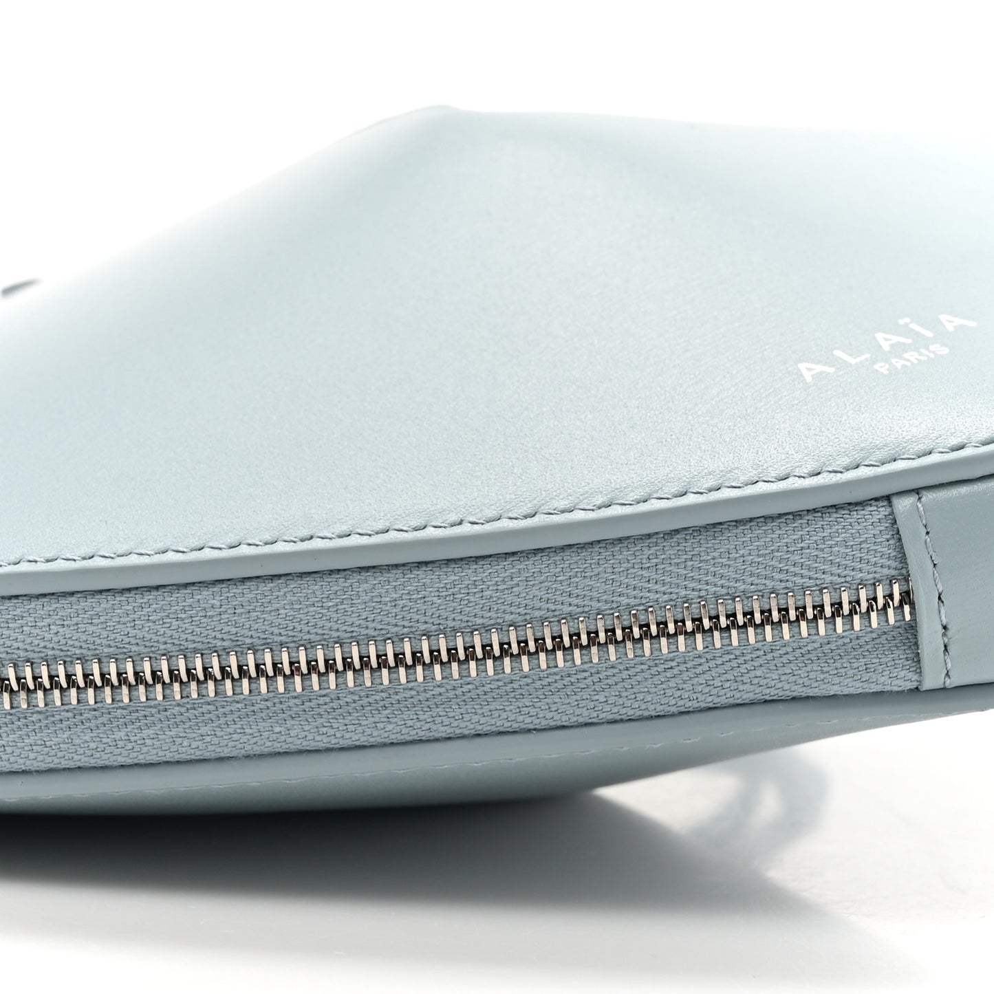 Calfskin Le Coeur Bag Bleu Delave