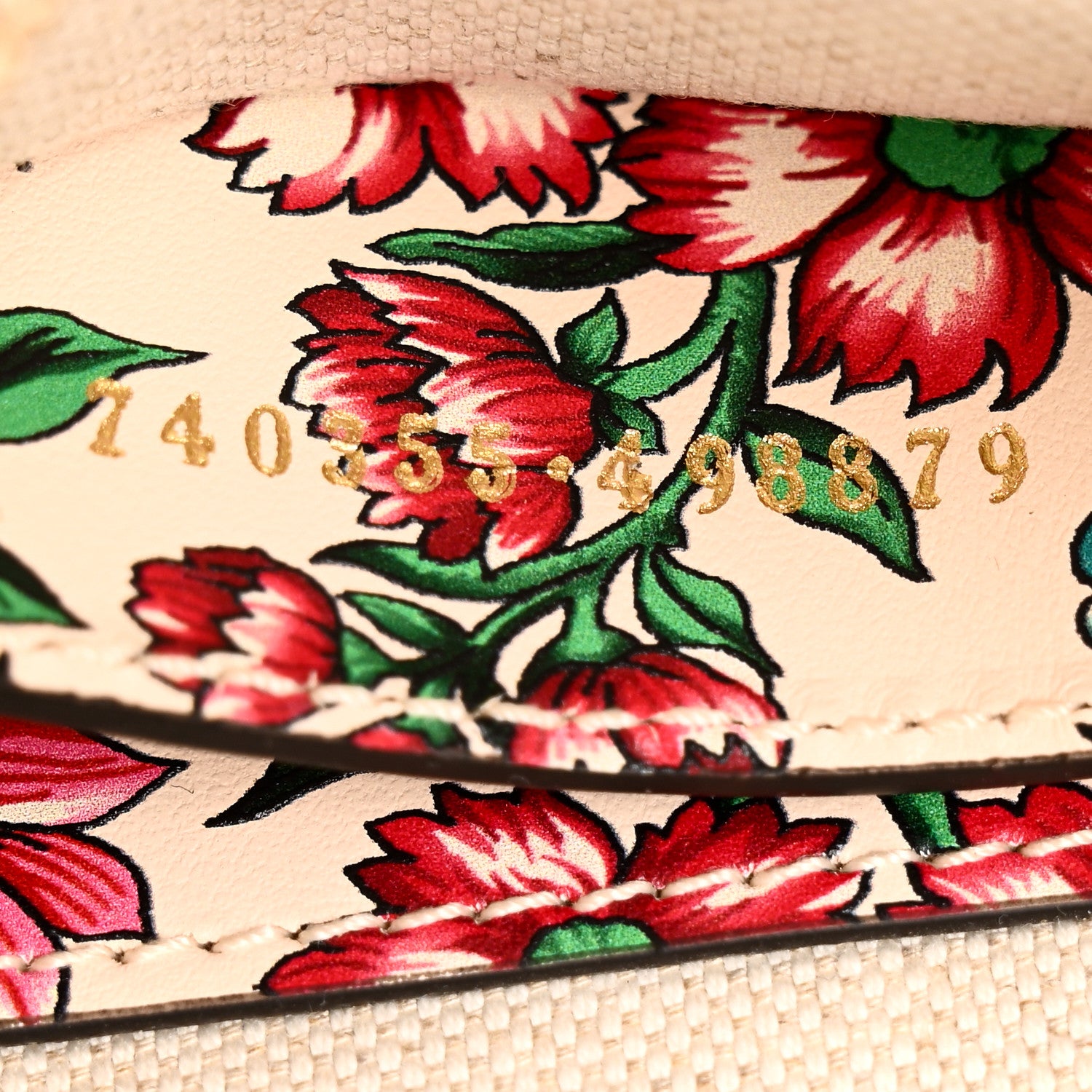 Gucci Calfskin Matelasse Diagonal Brit Roses Print Mini Interlocking G Heart Shoulder Bag  White Multicolor 9 of 12
