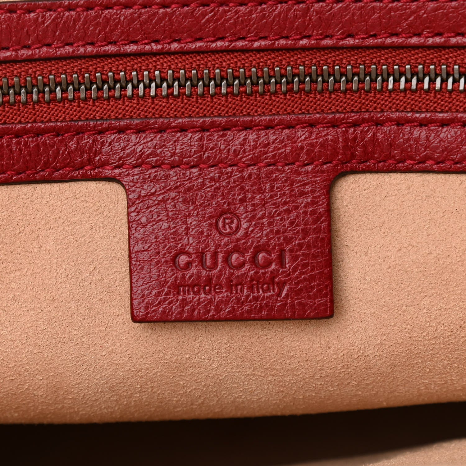 Gucci Piuma Lux Energy Medium Re(Belle) Top Handle Bag Romantic Cerise 6 of 10