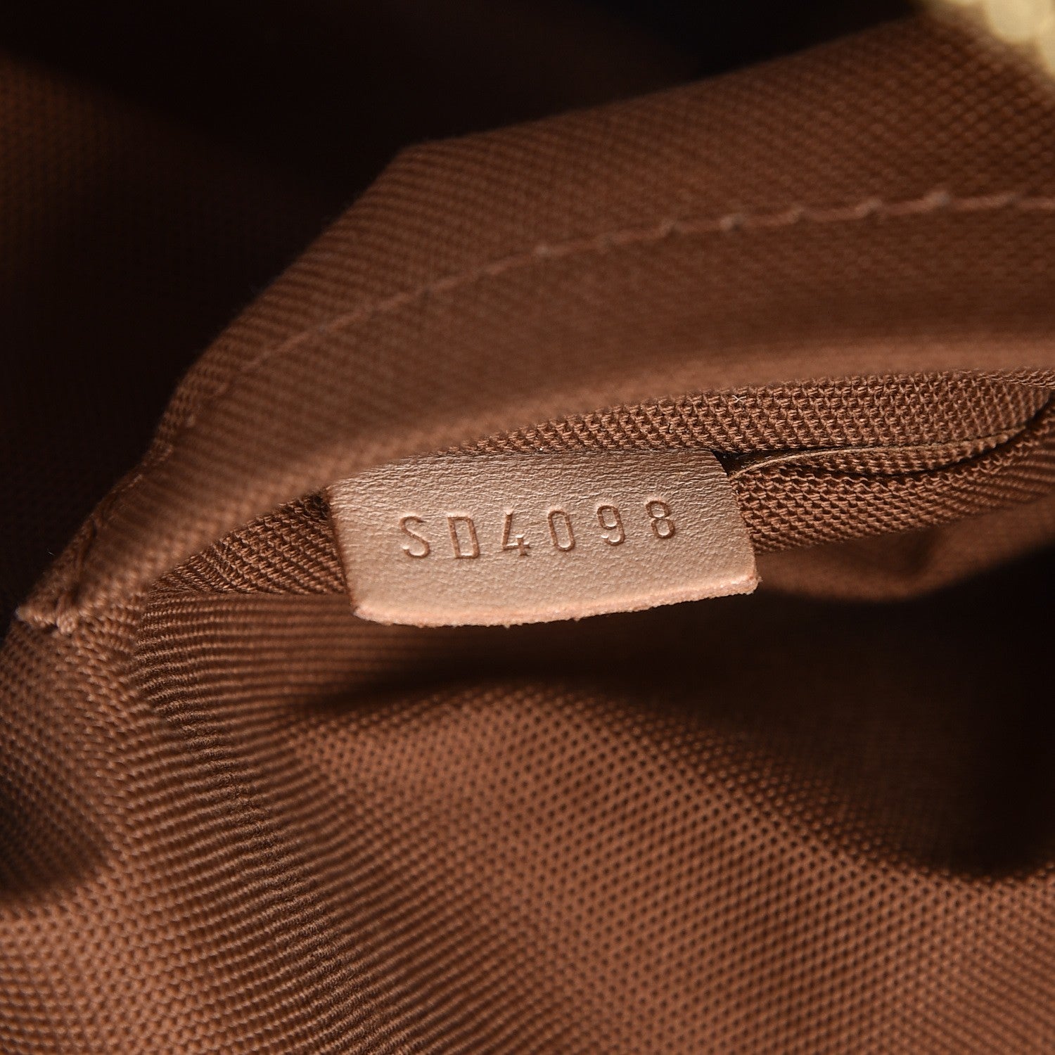 Louis Vuitton Monogram Tivoli GM 7 of 13
