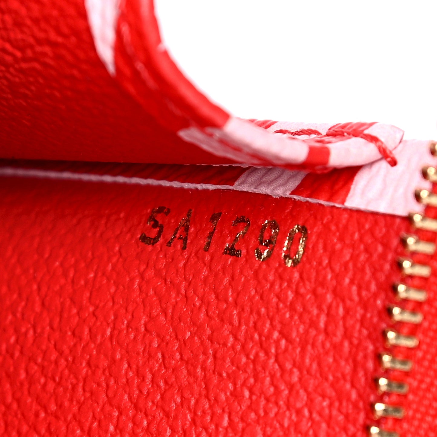 Monogram Giant Crafty Pochette Toiletry 26 Rouge Rose Creme