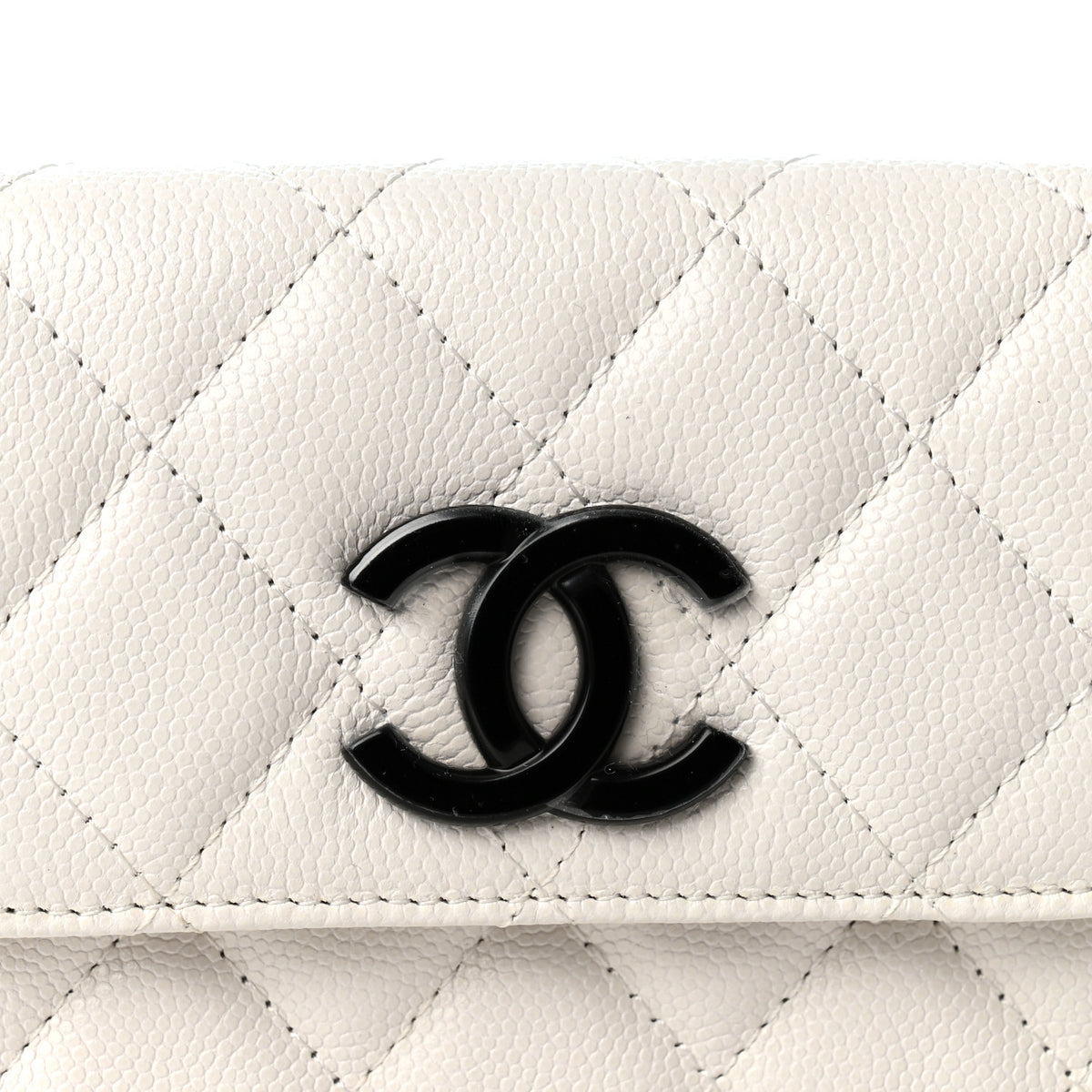 Caviar Quilted My Everything Belt Flap Card Holder White