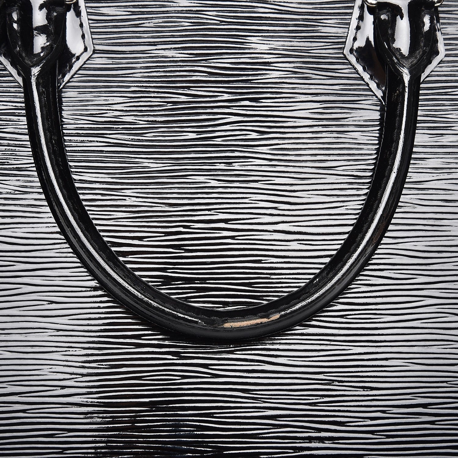 Louis Vuitton Electric Epi Alma GM Black 7 of 9