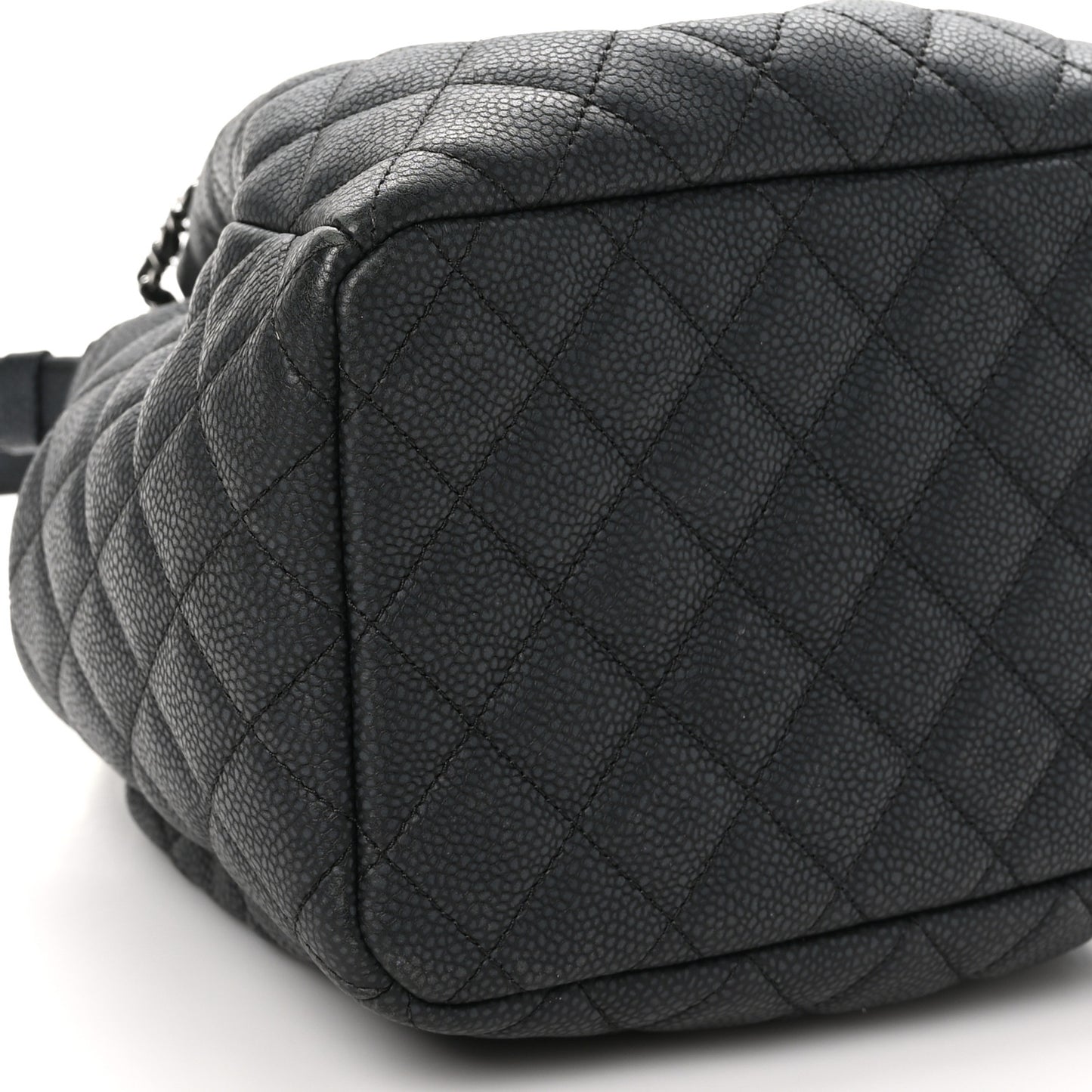 Caviar Flat Quilted CC Chain Bucket Drawstring Bag Black