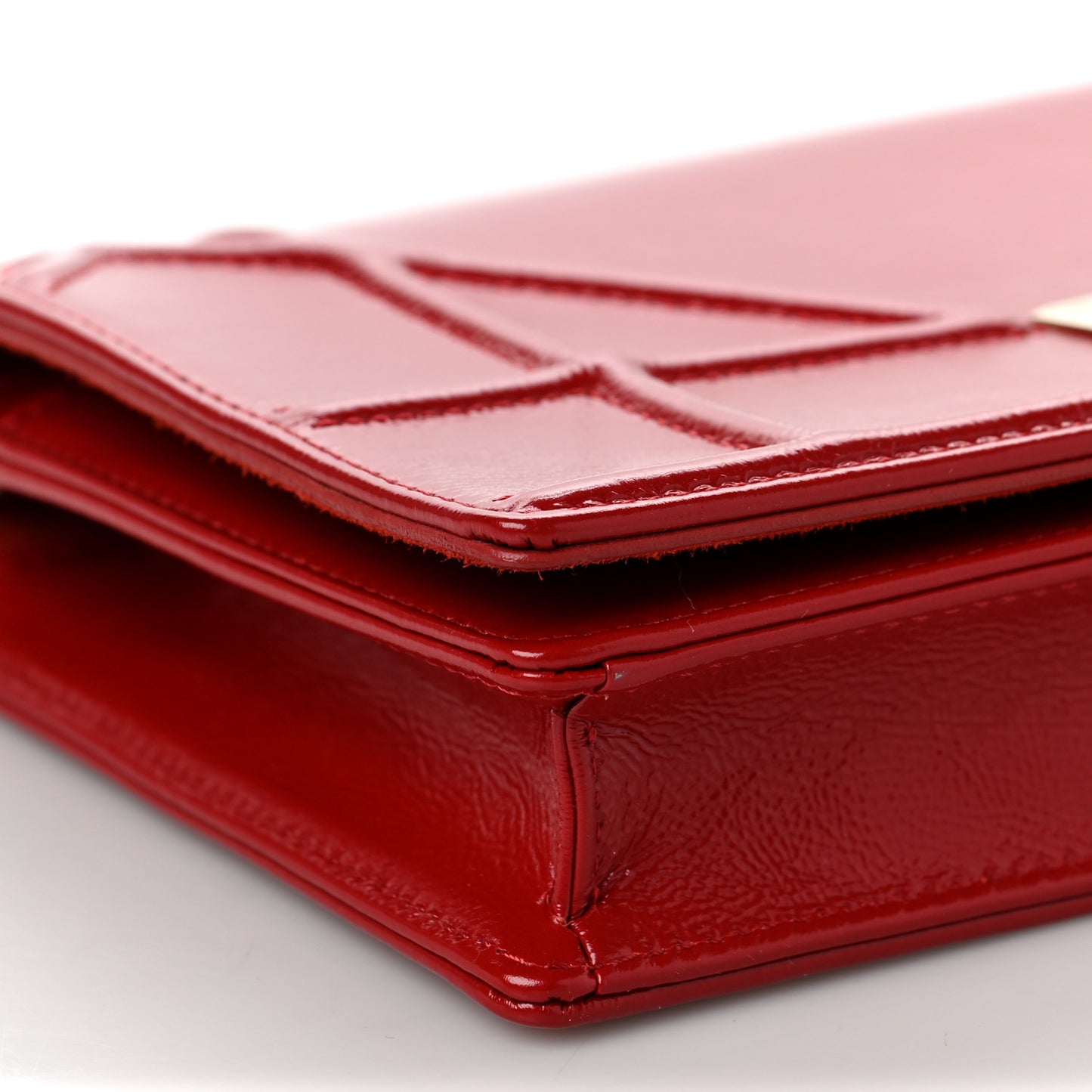 Crinkled Calfskin Diorama Wallet on Chain Pouch Red