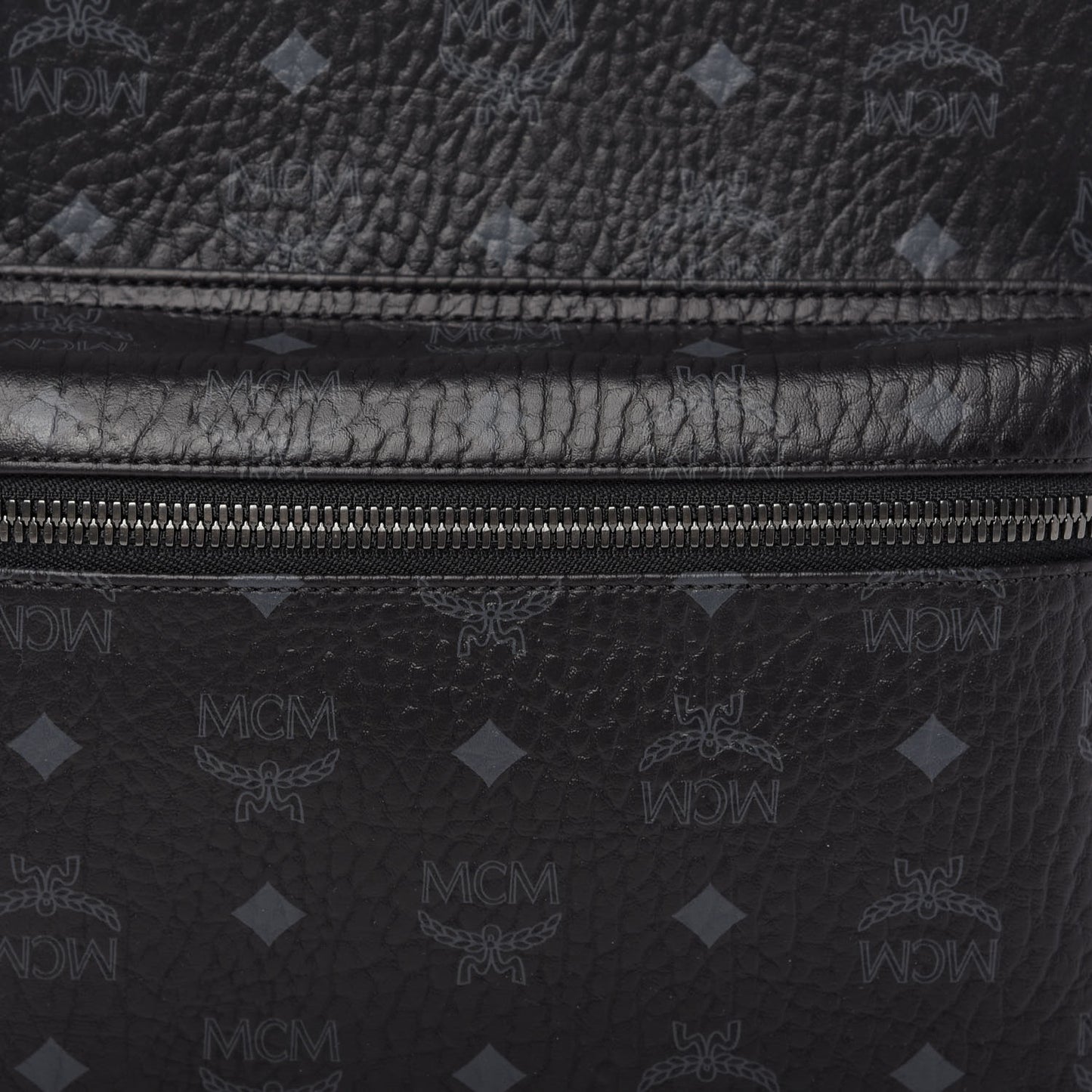 Visetos Medium Side Studs Stark Backpack Black
