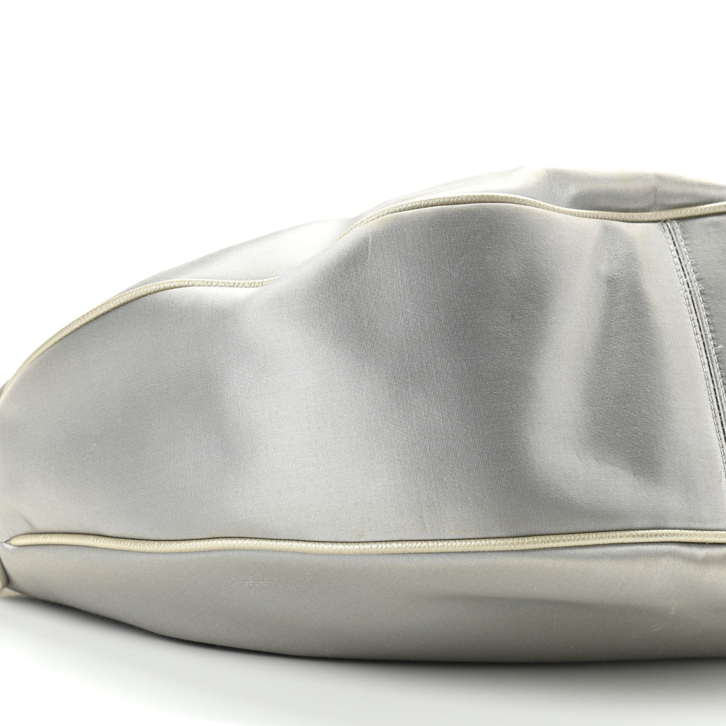Satin Caviar CC Hobo Silver