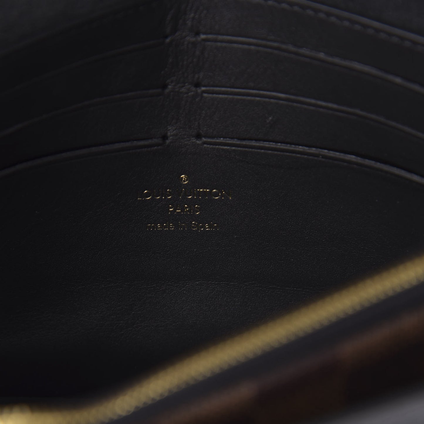 Damier Ebene Vavin Chain Wallet Black