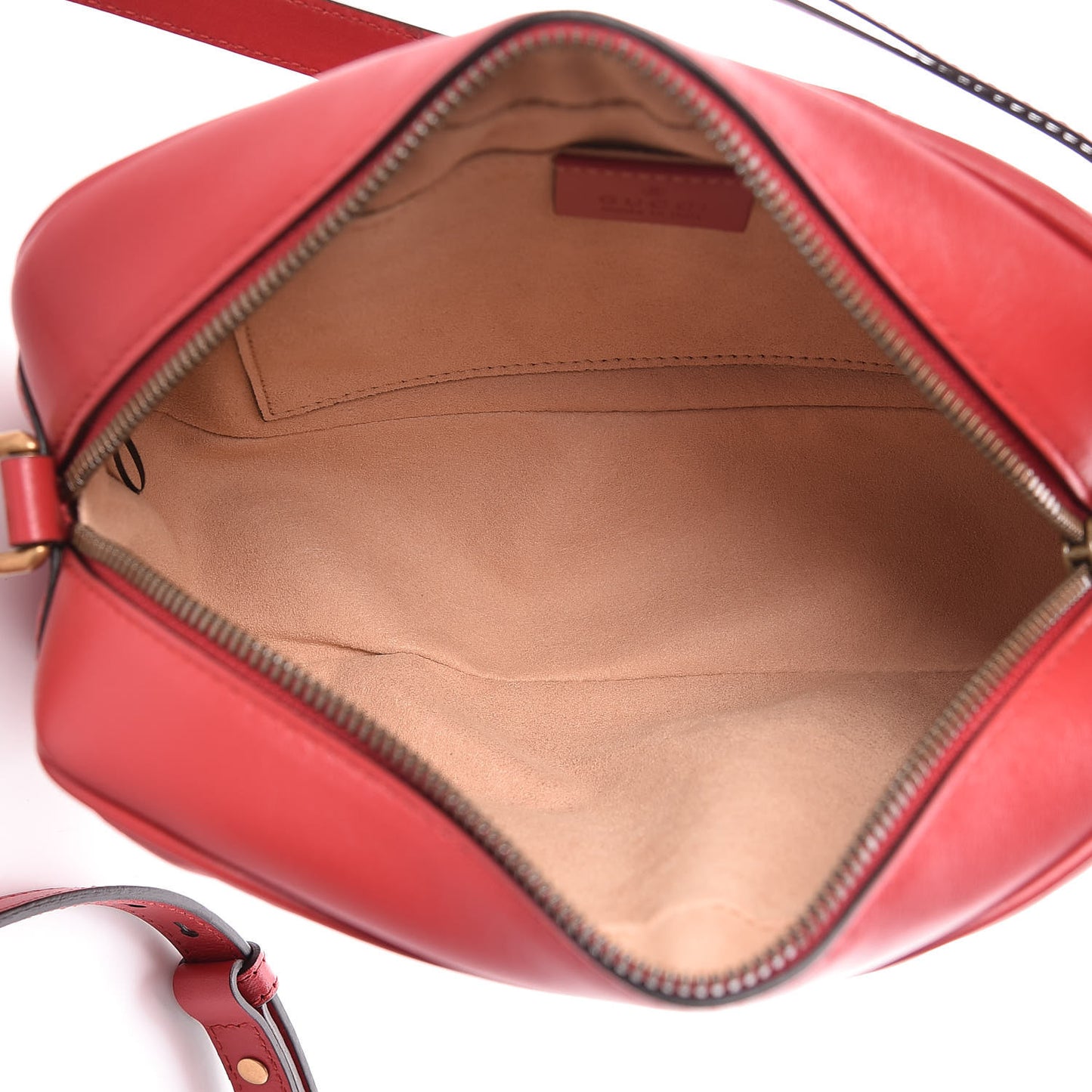 Calfskin Matelasse Small GG Marmont Chain Shoulder Bag Hibiscus Red