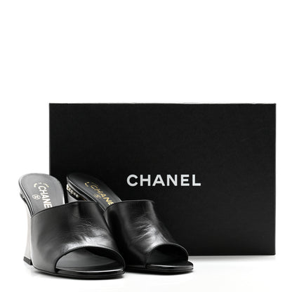 Chanel Shiny Goatskin Pearl Mule 40 Black 9 of 9