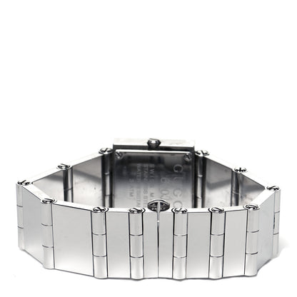 Gucci Stainless Steel 30mm 600M Quartz Watch 3 of 4