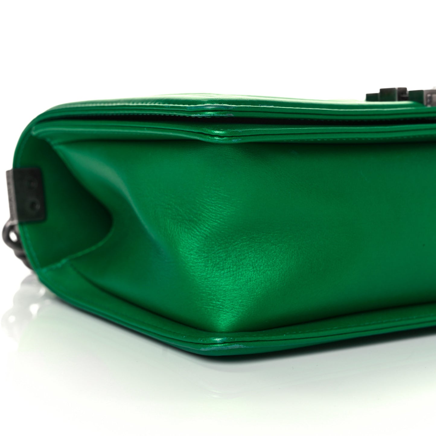 Metallic Calfskin Quilted Medium Boy Flap Green