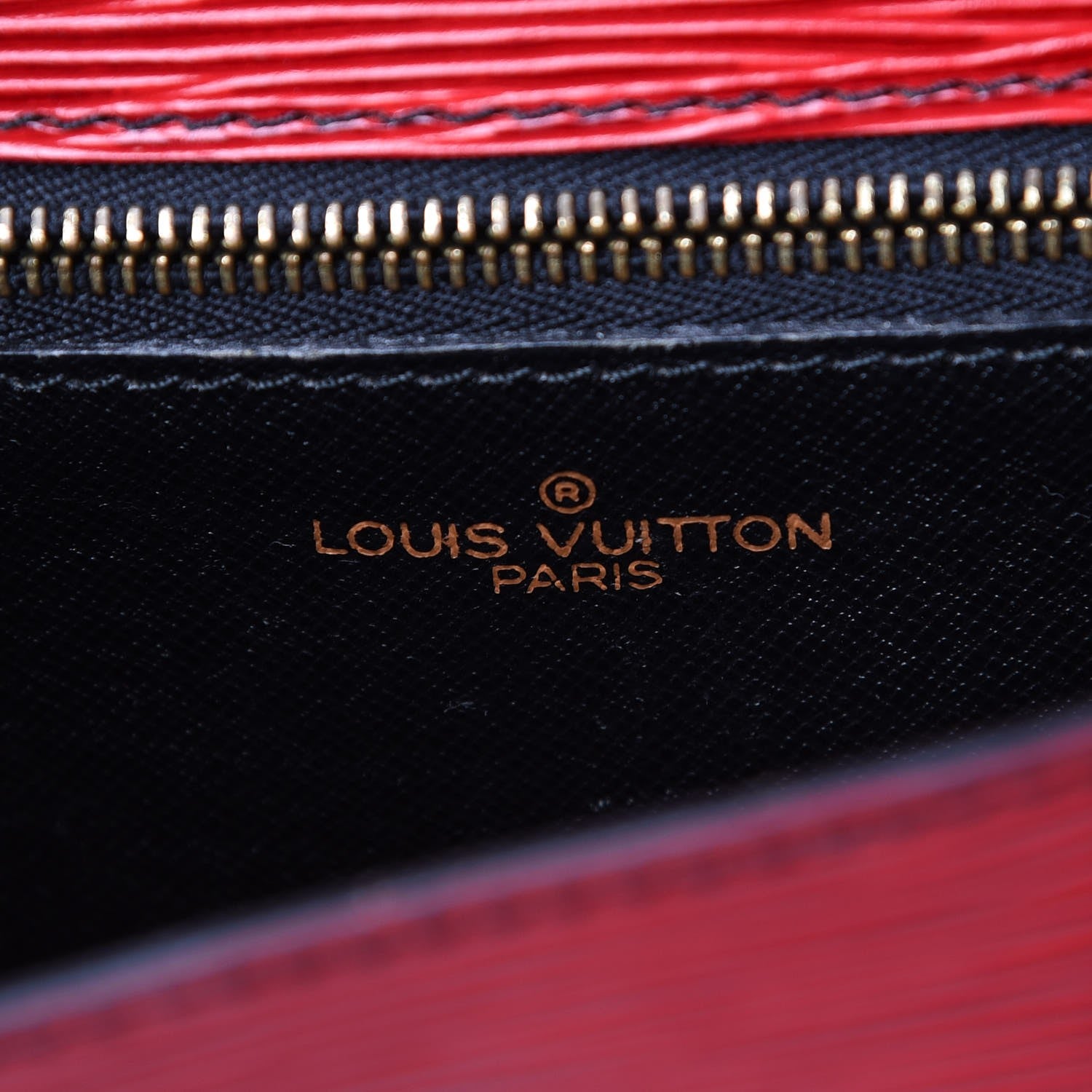 Louis Vuitton Epi Saint Cloud GM Red 6 of 13
