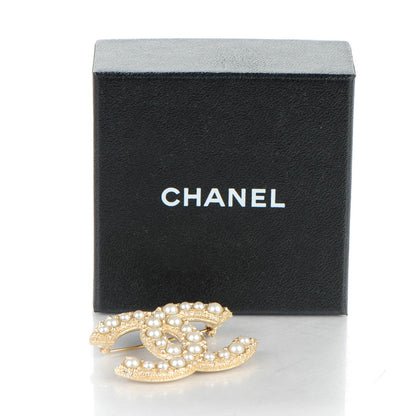 Chanel Pearl Crystal CC Brooch Gold 5 of 5