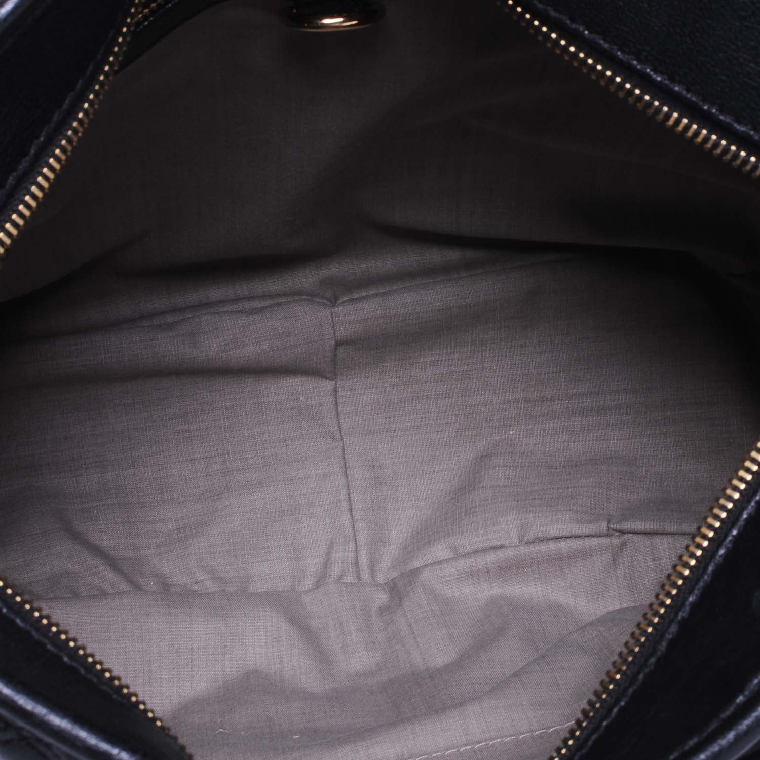 Marc Jacobs Leather Quilted Iris Hobo Black 8 of 8