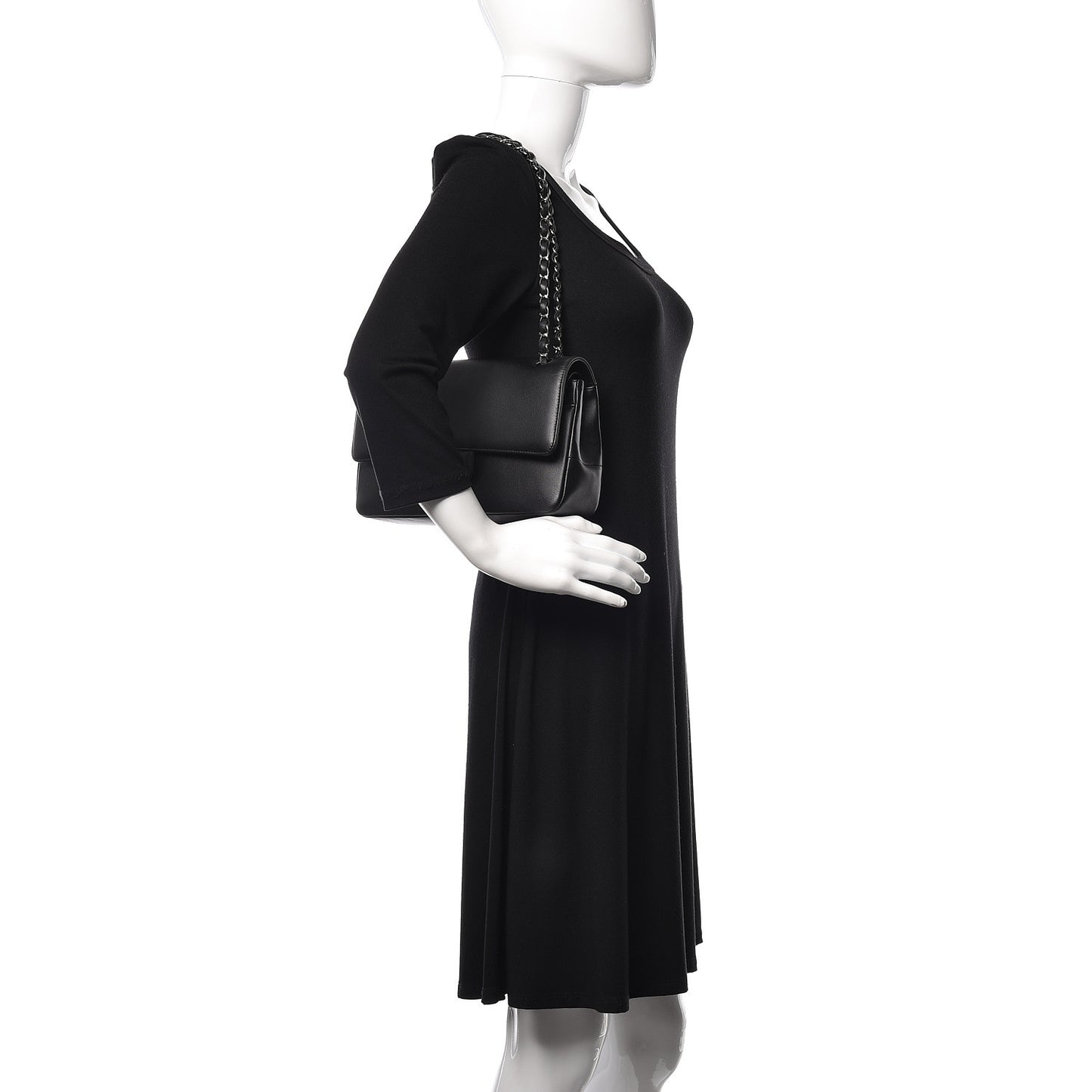 Calfskin Medium Classic Pure Double Flap Black