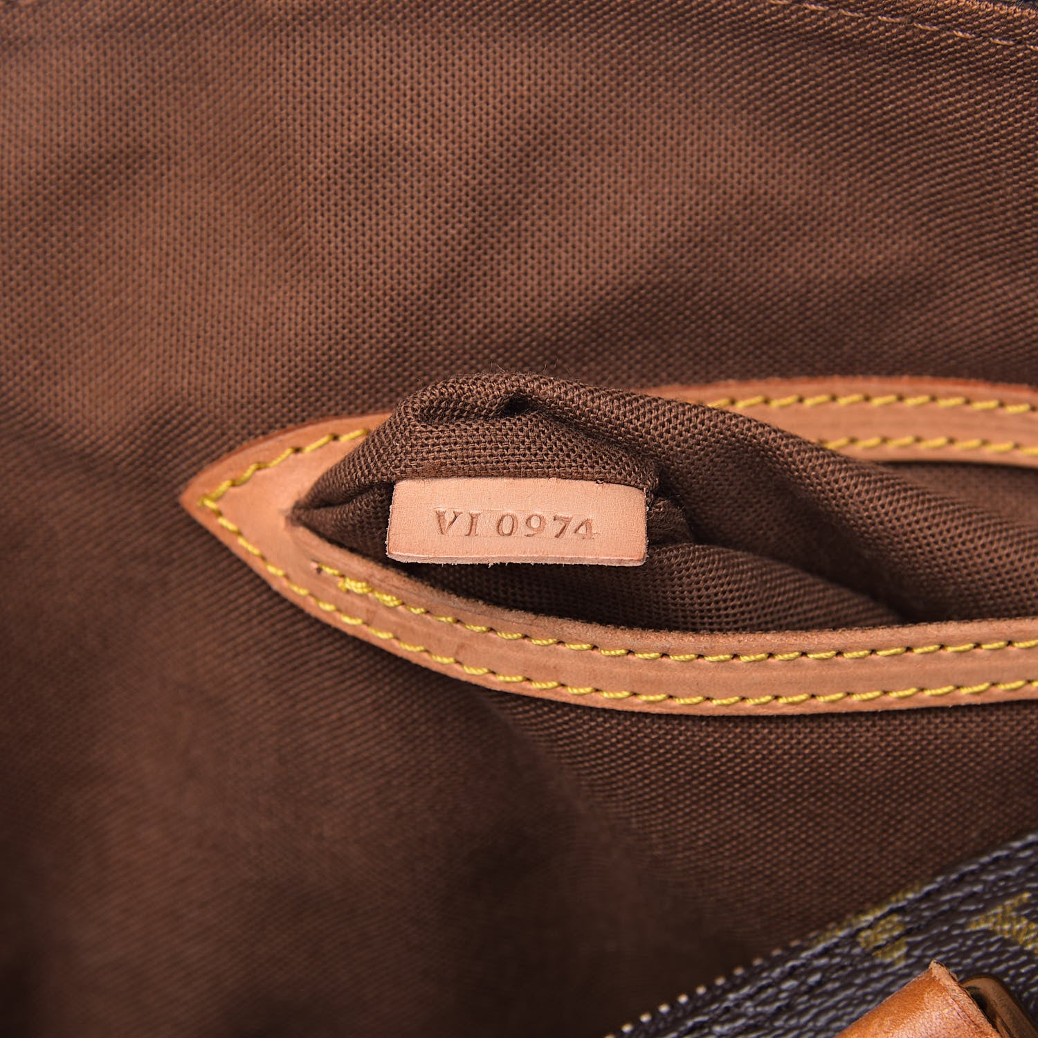 Louis Vuitton Monogram Alma PM 6 of 21