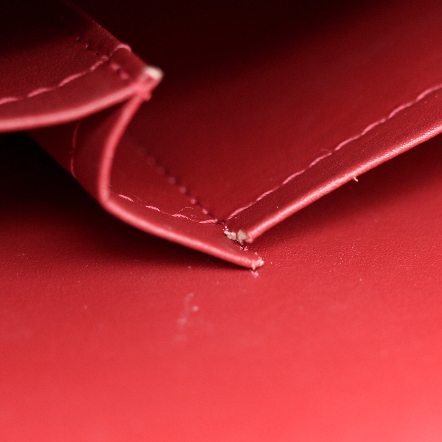Louis Vuitton Vernis Houston Pomme D'Amour 11 of 14