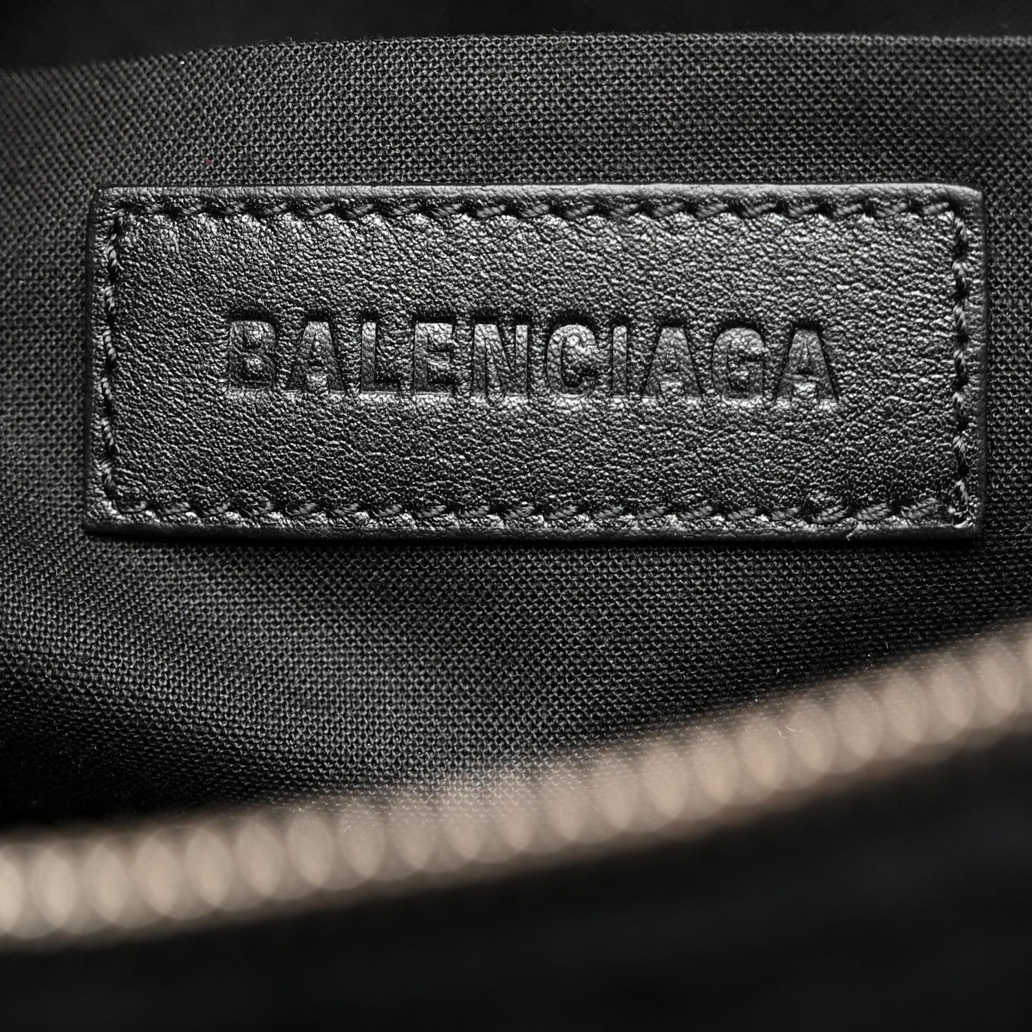 Balenciaga Sponge Fabric BB Monogram Medium Jumbo Pouch Black 5 of 7