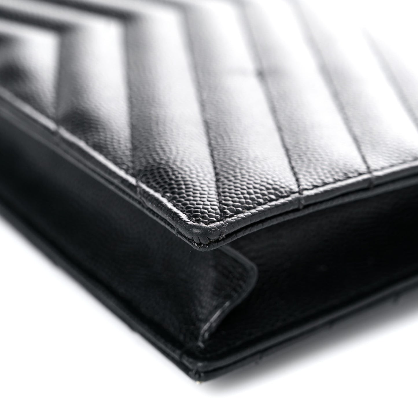 Grain De Poudre Matelasse Chevron Monogram Monochrome Envelope Chain Wallet Black