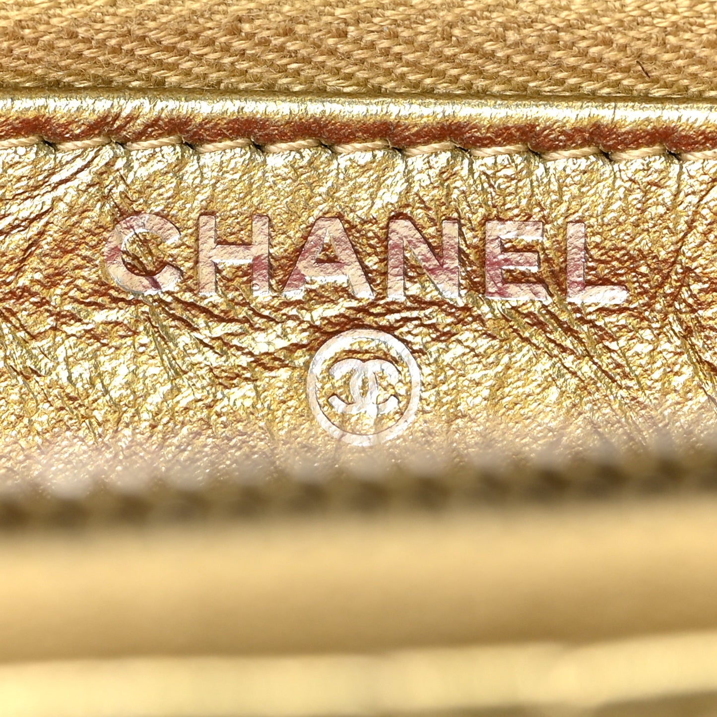Metallic Aged Calfskin Quilted Small Gabrielle Clutch With Chain Gold