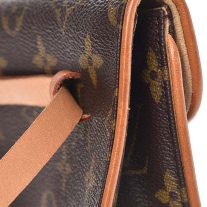 Louis Vuitton Monogram Pochette Florentine XS 13 of 14