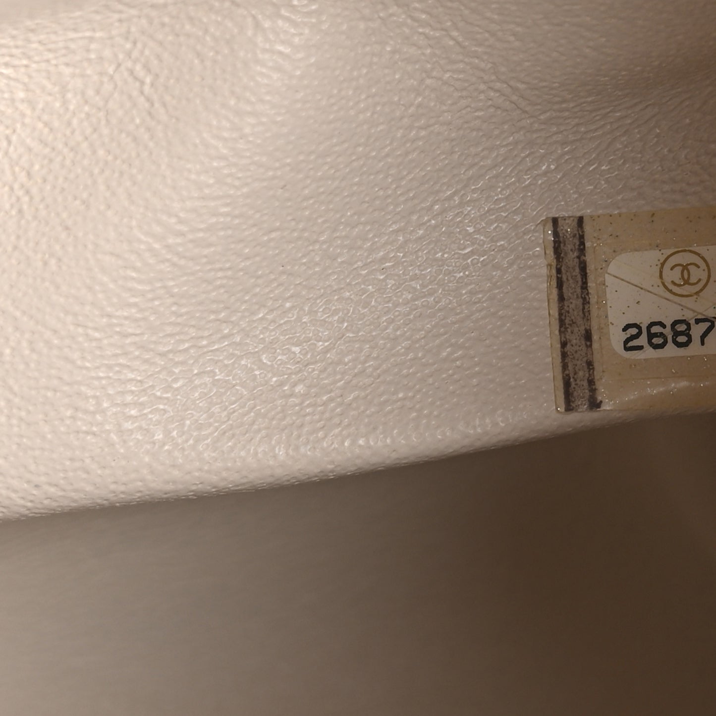 Aged Calfskin Chevron Quilted 2.55 Reissue 225 Flap Ivory