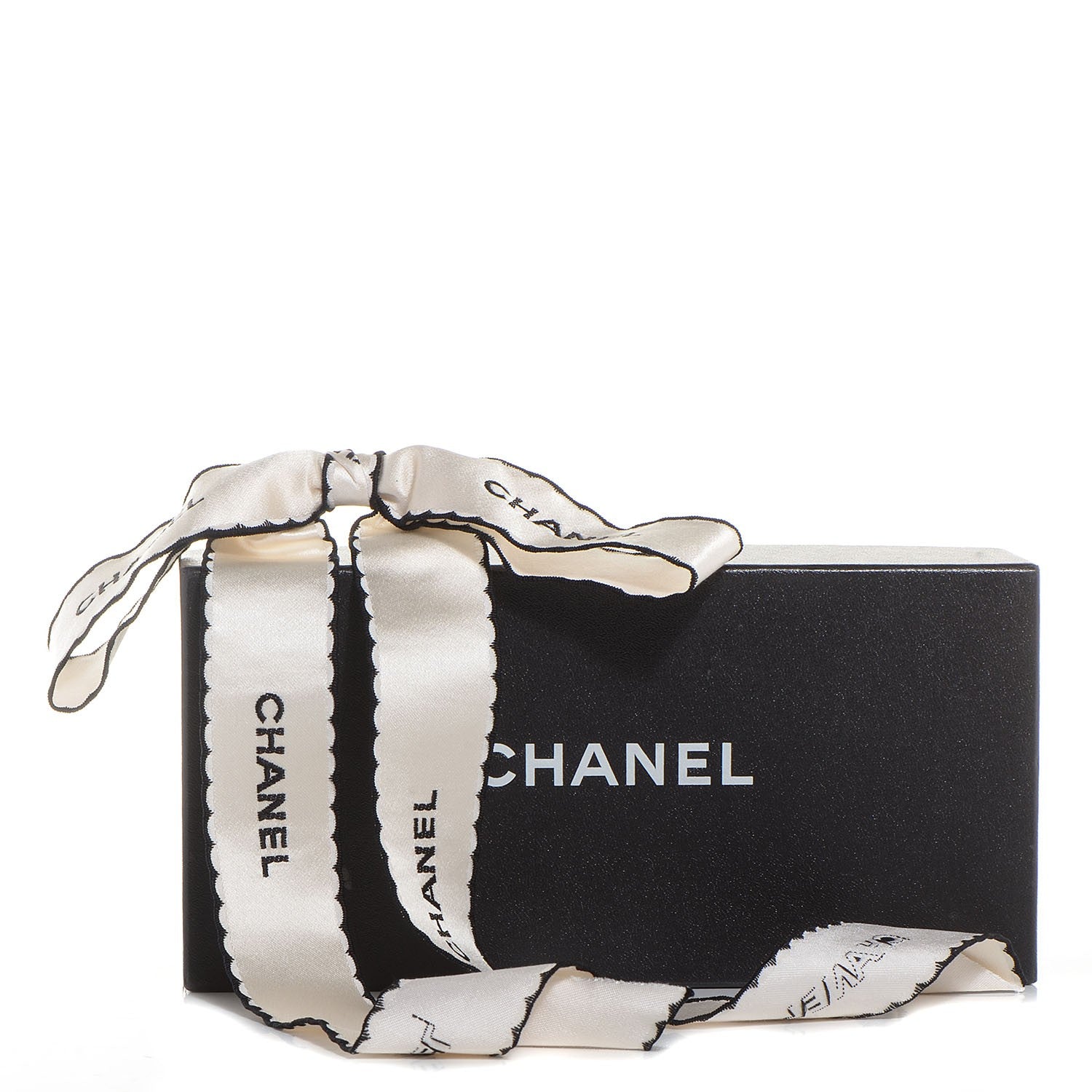 Chanel Ribbon Brooch White 6 of 6