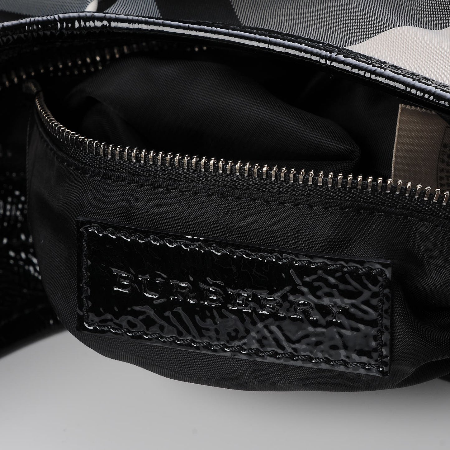 Beat Check Small Brooklyn Hobo Black