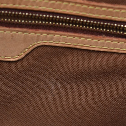 Louis Vuitton Monogram Cabas Mezzo 16 of 27