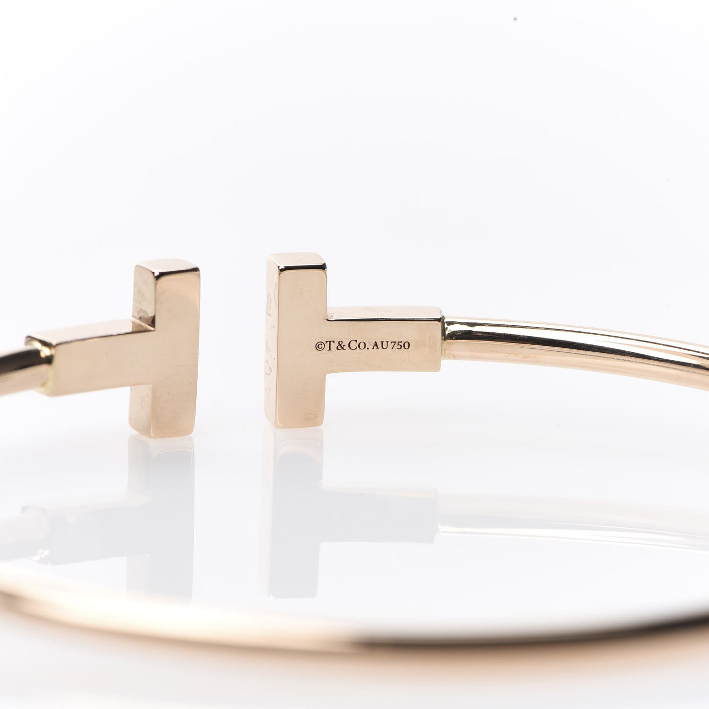 18K Rose Gold T Wire Bracelet