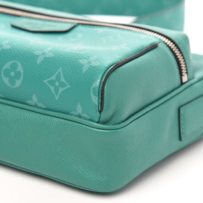 Louis Vuitton Taiga Monogram Outdoor Messenger Vert 9 of 9