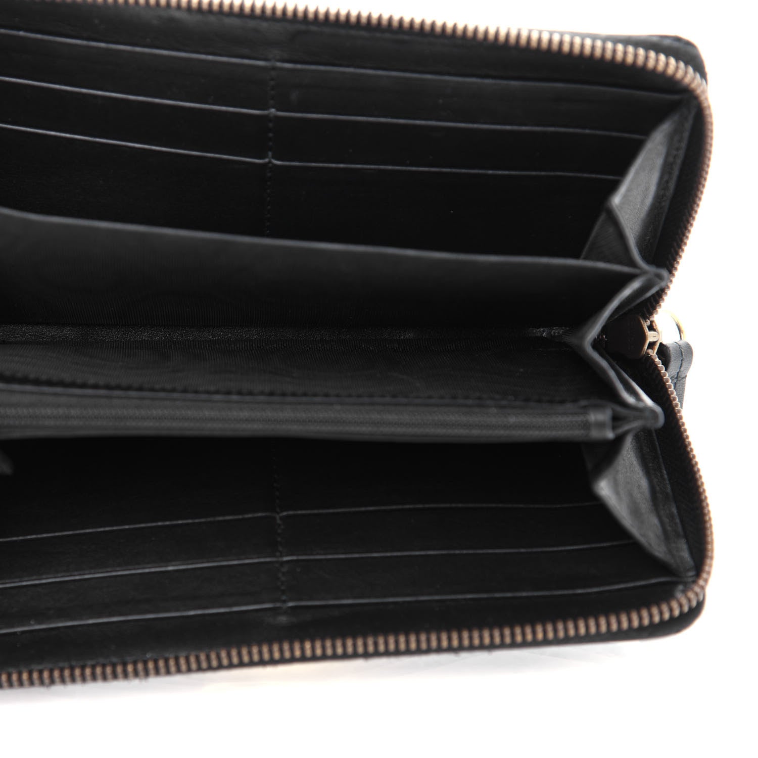Gucci Calfskin Matelasse GG Marmont Zip Around Wallet Black 5 of 7