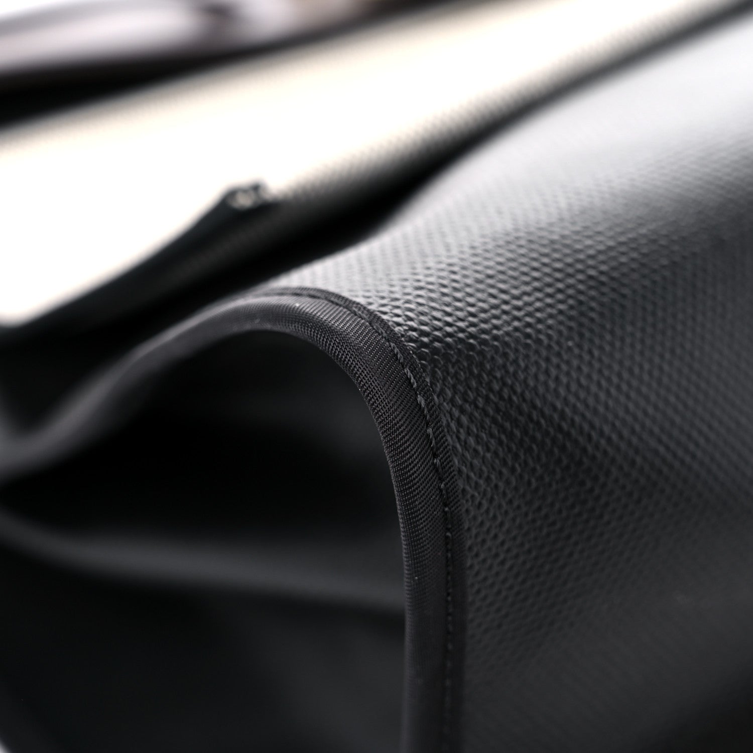 Hermes Toile H Berline Vache Hunter Herbag Zip 39 MM Black Ebene 10 of 12