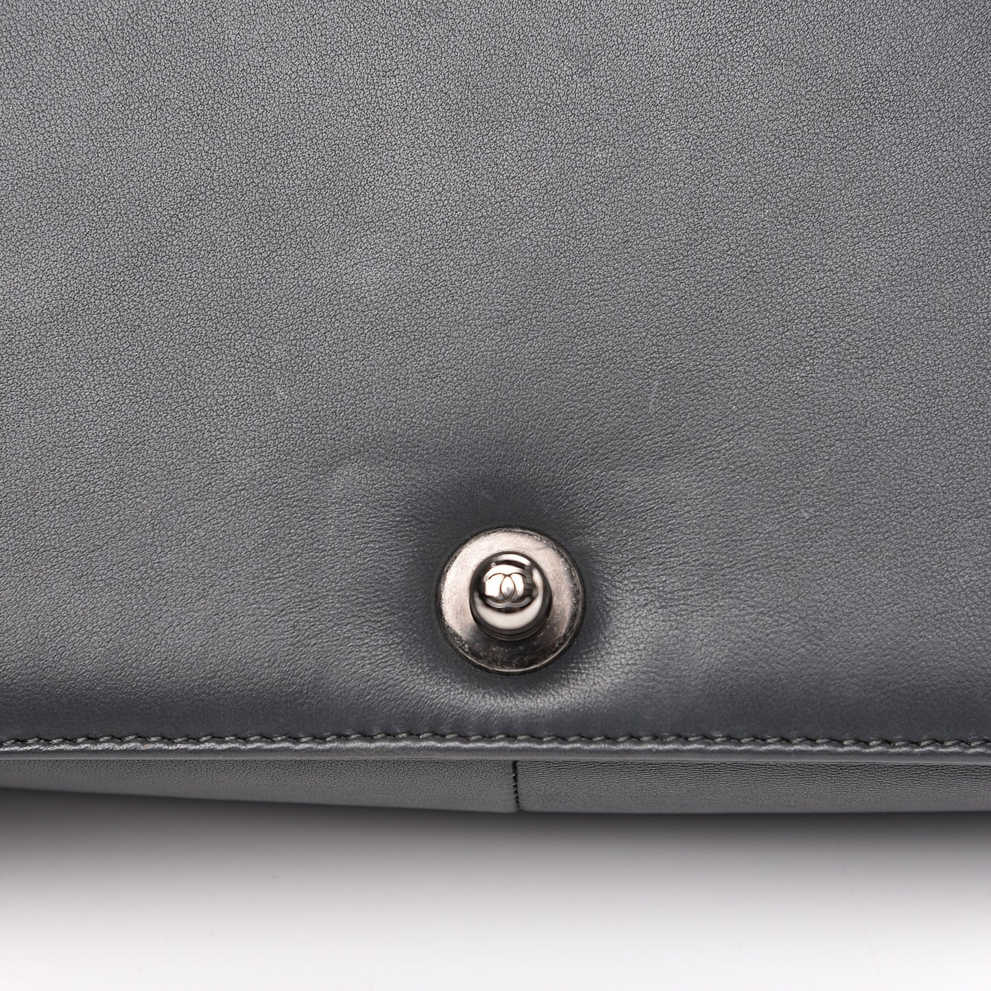 Lambskin Quilted New Medium Boy Flap Grey
