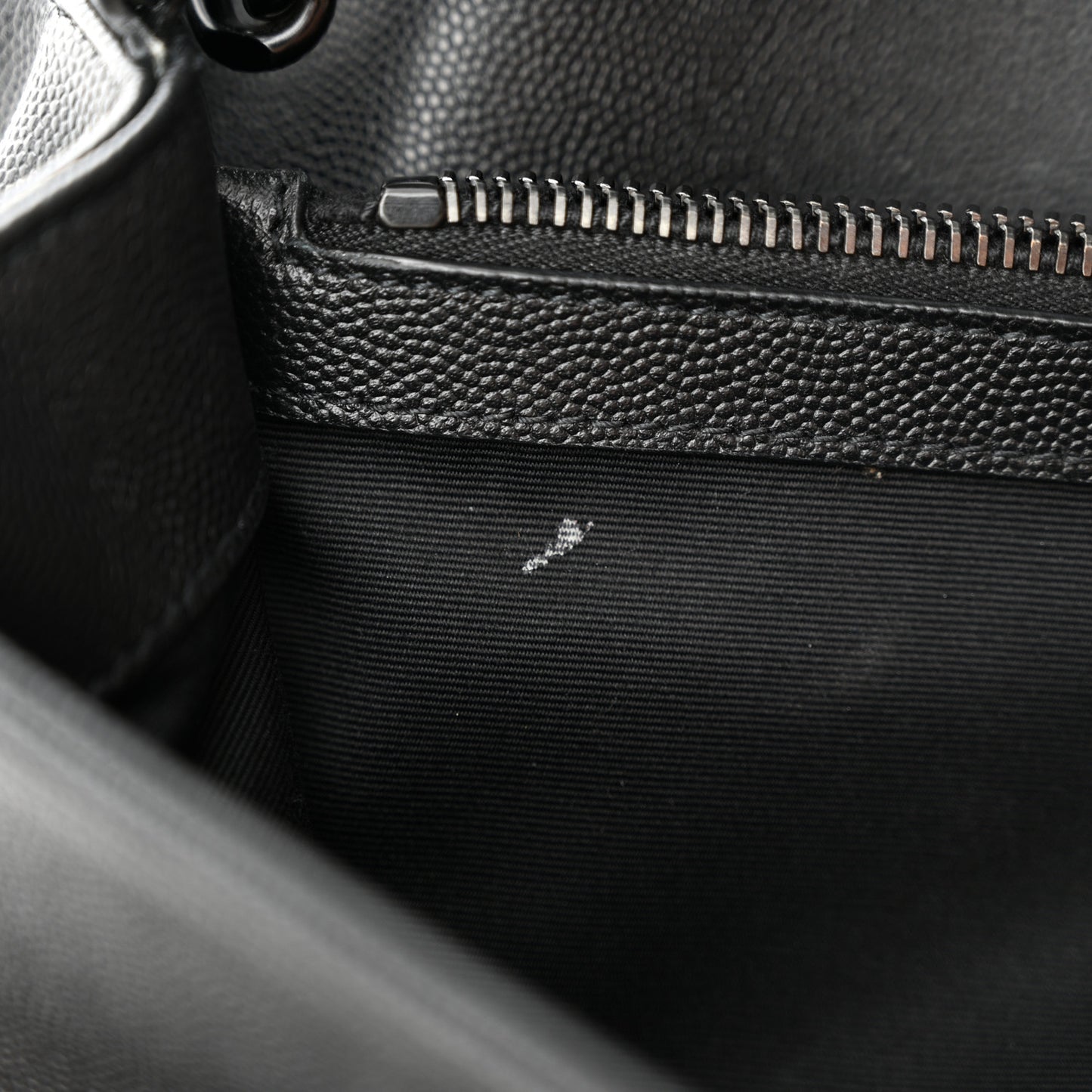 Grain De Poudre Medium West Hollywood Monogram Fold-Over Black