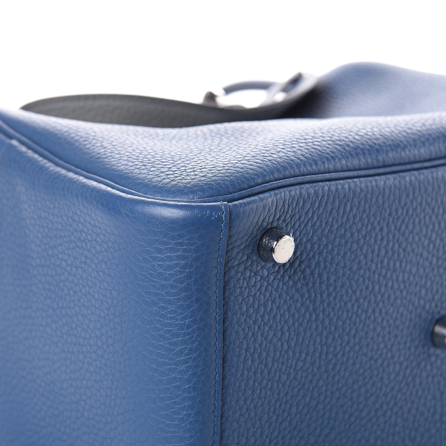 Taurillon Clemence Lindy 26 Bleu Agate