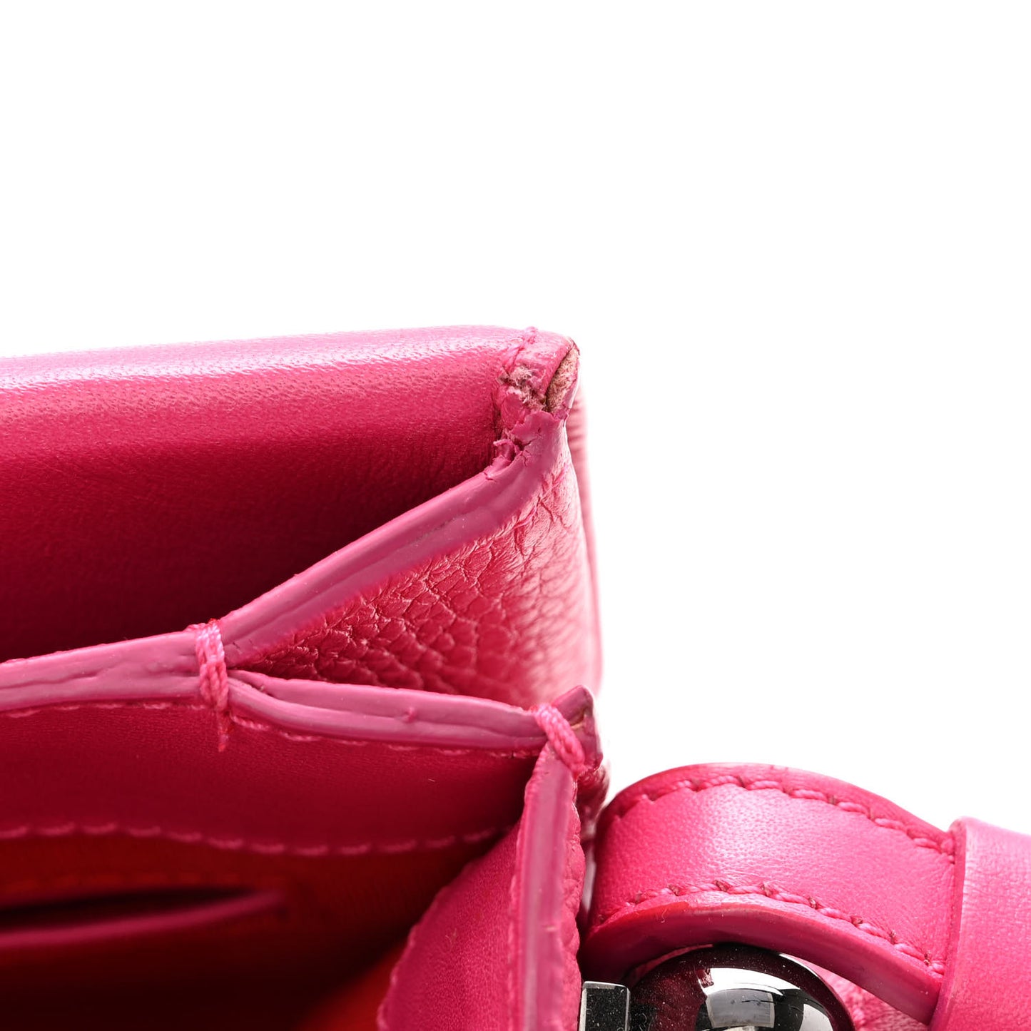 Grained Calfskin Passage Messenger Pink