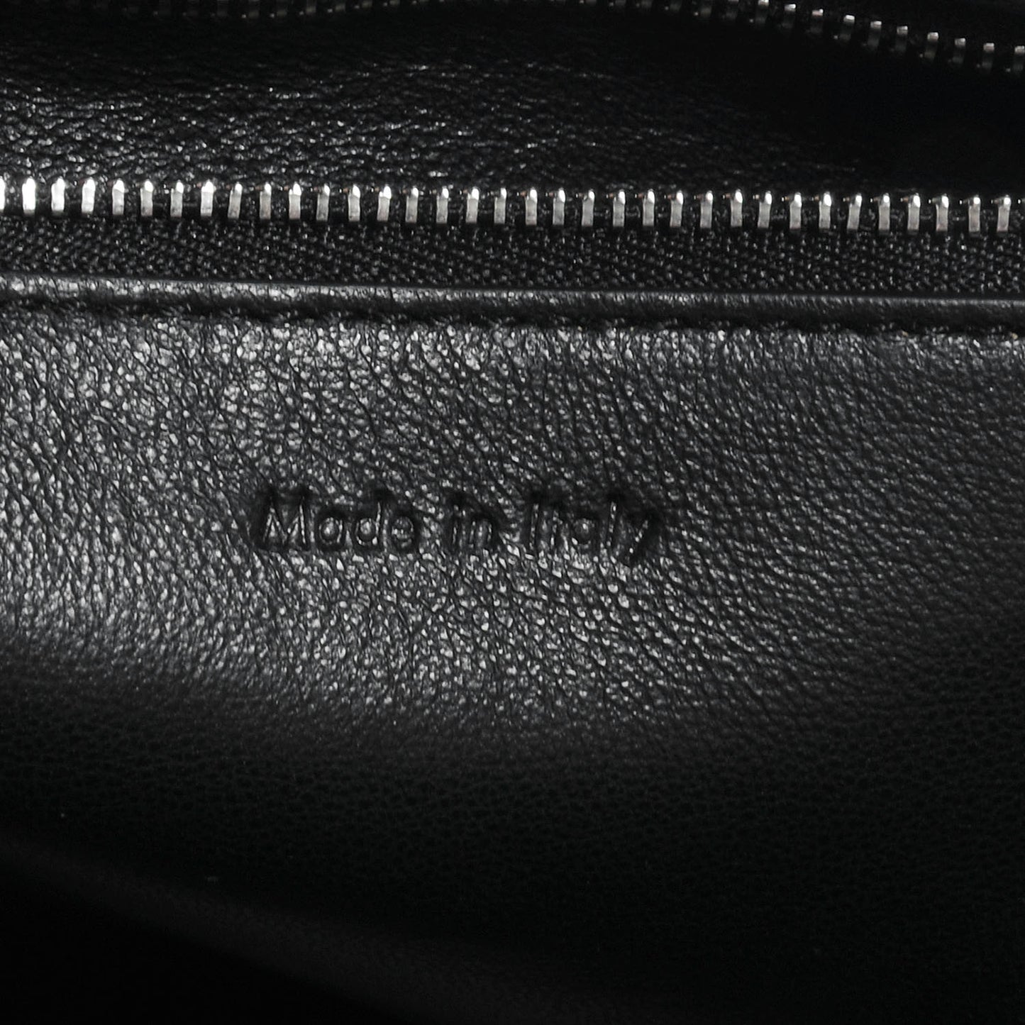 Pebbled Leather Medium Edge Shoulder Bag Pearl Grey