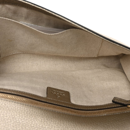 Gucci Metallic Pebbled Calfskin Medium Soho Clutch Golden Beige 5 of 7