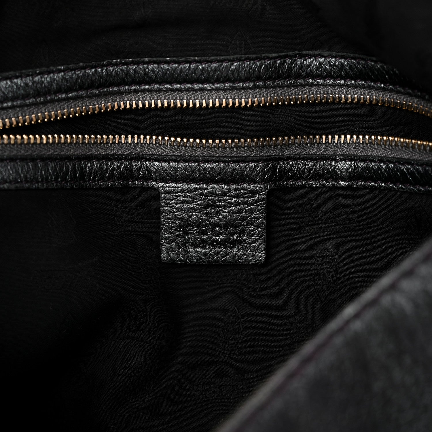 Gucci Pebbled Calfskin Medium New Jackie Shoulder Bag Black