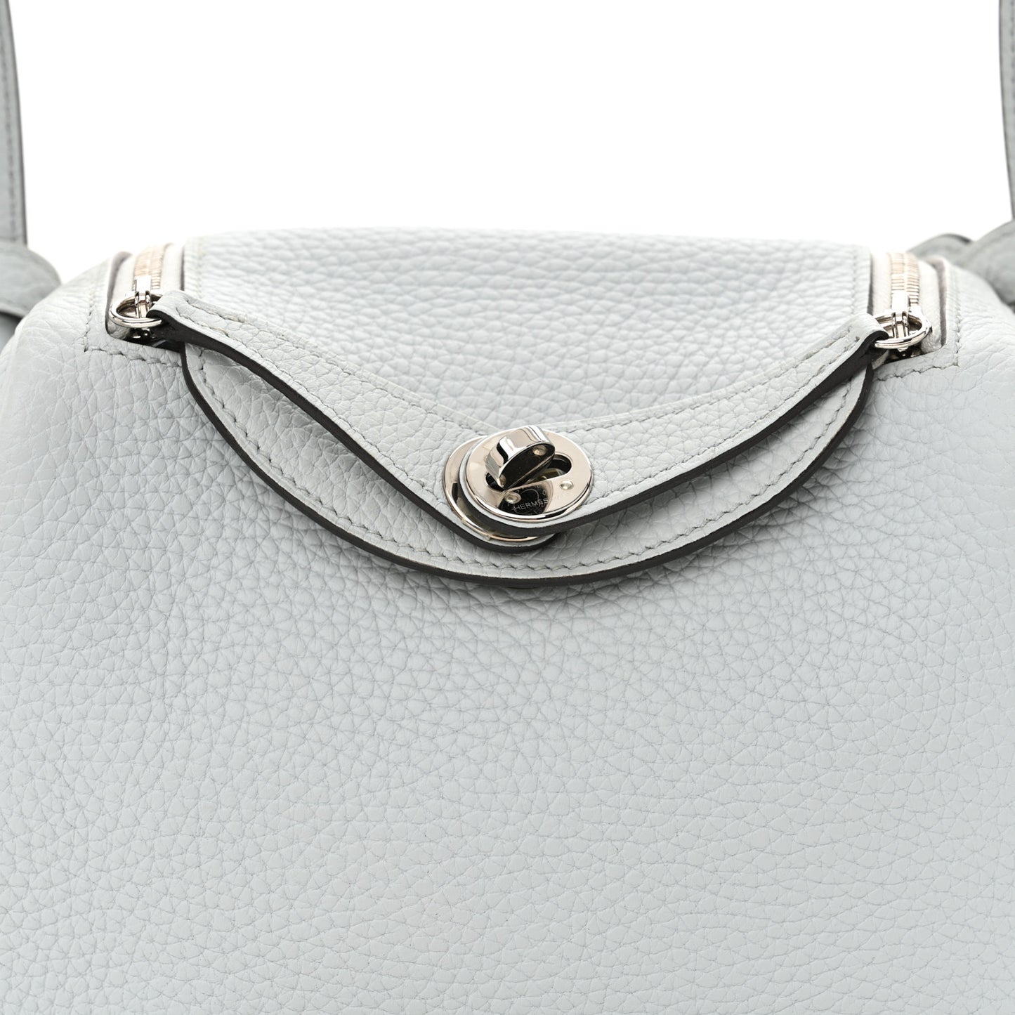 Taurillon Clemence Mini Lindy 20 Bleu Pale